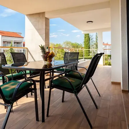 Apartment With A Parking Space Nska, Krk - 21768